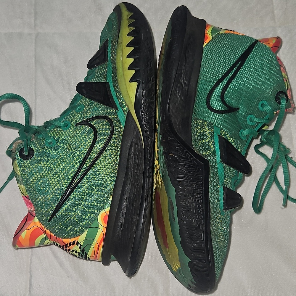 Nike Kyrie 7 EP ‘weatherman’ men’s size 8